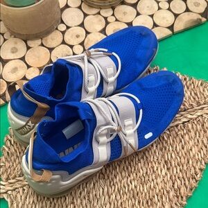Dynamic Blue and White Athletic Sneakers